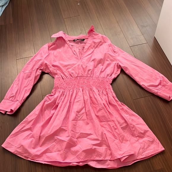 BUBBLE GUM PINK ZARA DRESS SIZE MEDIUM - Picture 1 of 3